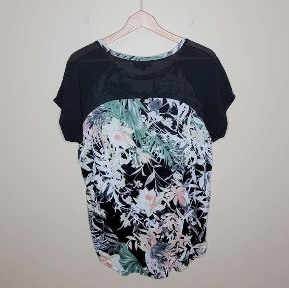 I Jeans by Buffalo | Tropical Floral Print Short Sleeve Top with Mesh Upper - Picture 2 of 4